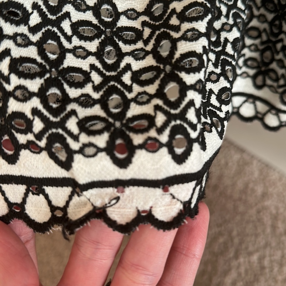NWT H Halston Black and White Eyelet Lace Gown Dress - size 0 - Prom Formal - Picture 7 of 7